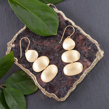 Load image into Gallery viewer, Brushed Brass Triple Pod Earring
