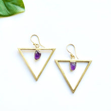 Load image into Gallery viewer, Brass Centered Organic Stone Earring: Amethyst
