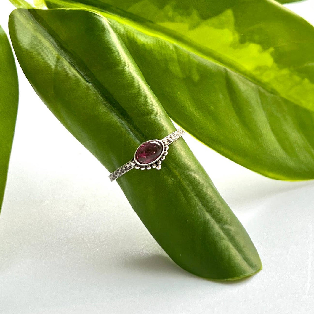 Spotted Tourmaline Band Ring - size 8